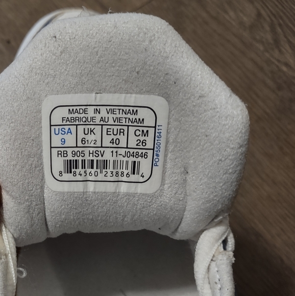 Reebok Women's White Blue Leather upper running shoes size 9 - Picture 10 of 10